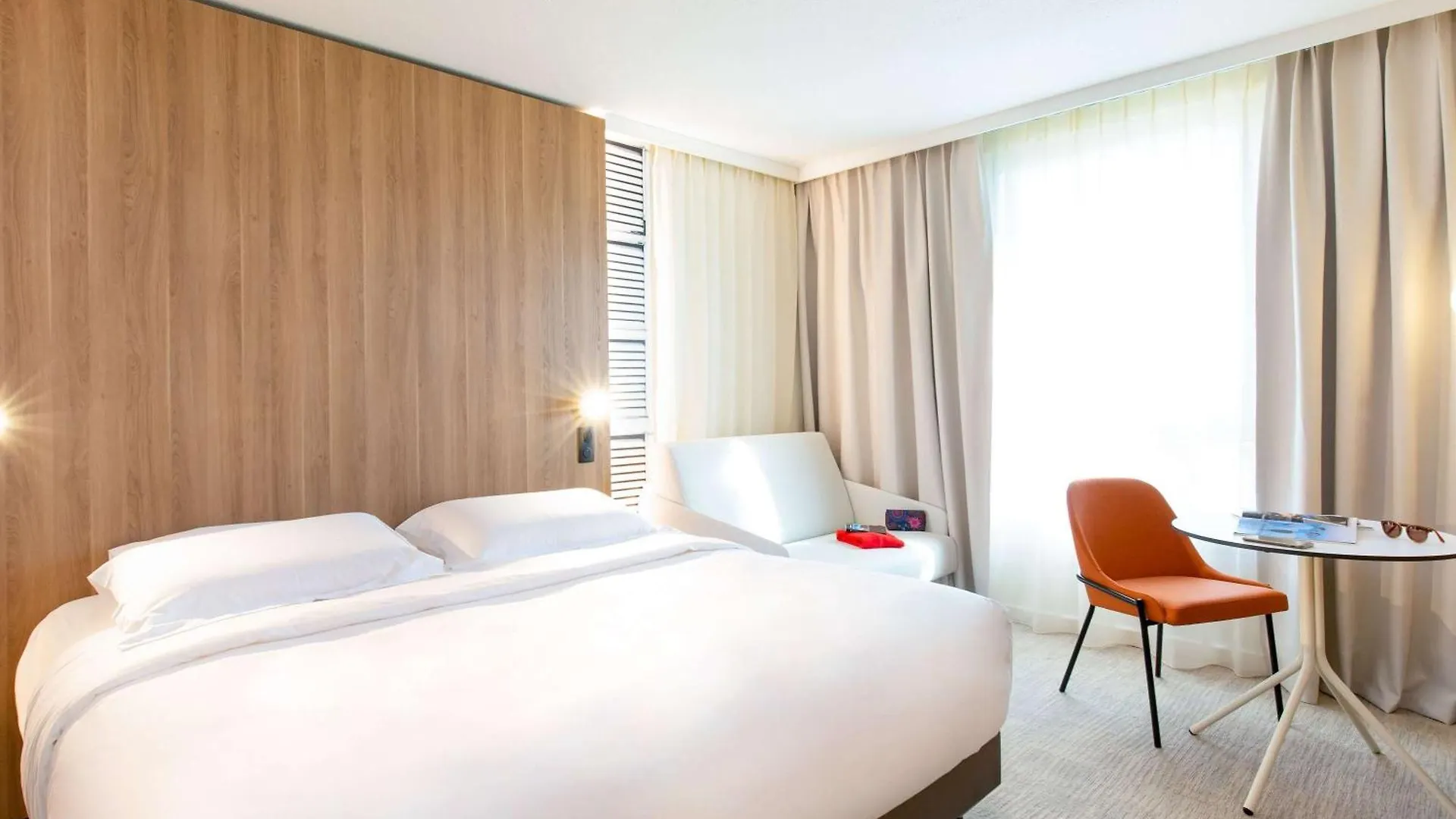 Mercure Aix En Provence Beaumanoir Aix-en-Provence Hotel